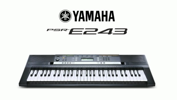YAMAHA  PSR-E243